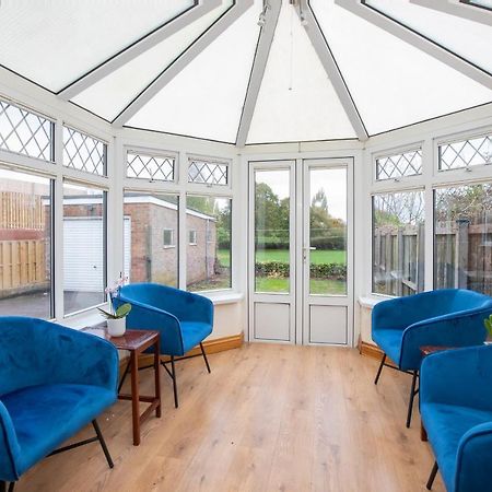 Five Bedroom Holiday House York Centre - Peace House - 56 Sycamore Terrace Экстерьер фото