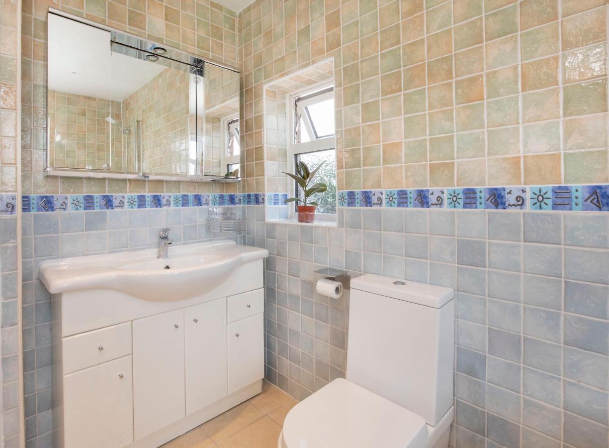 Five Bedroom Holiday House York Centre - Peace House - 56 Sycamore Terrace Экстерьер фото